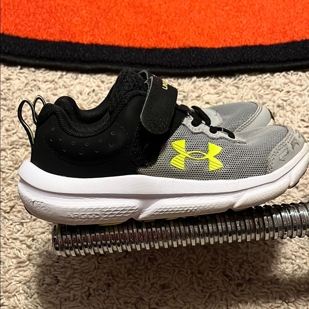 Under Armour Kid Shoes